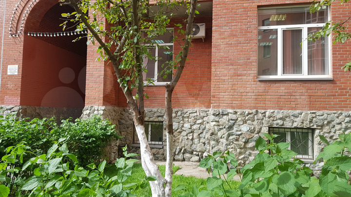 Офис, на ул.Тверитина-Луначарского (155 м²)