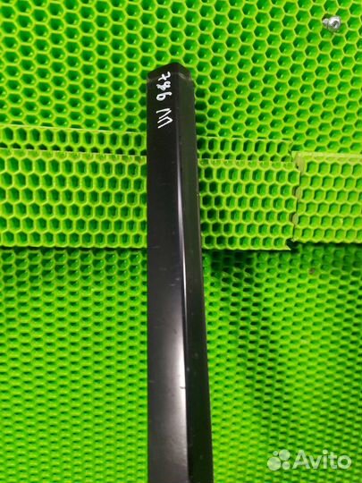 Молдинг стекла двери передний левый Chevrolet