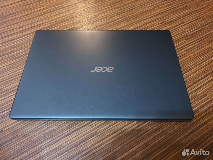 Игровой современный ультрабук Acer на SSD