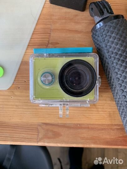Экшн камера xiaomi yi