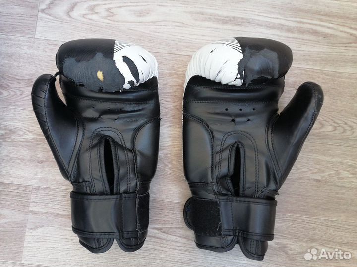 Боксерские перчатки Demix, 12 унций