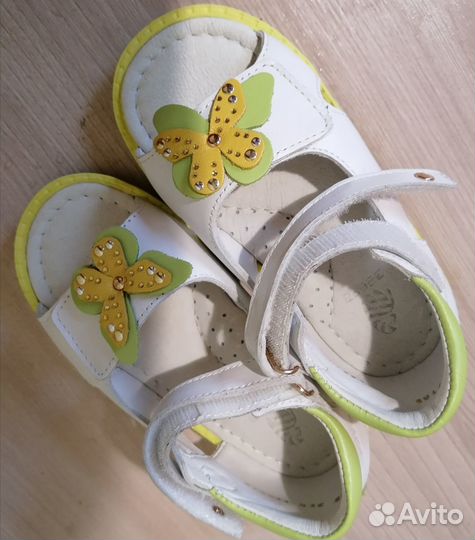 Босоножки 26 нат. Кожа