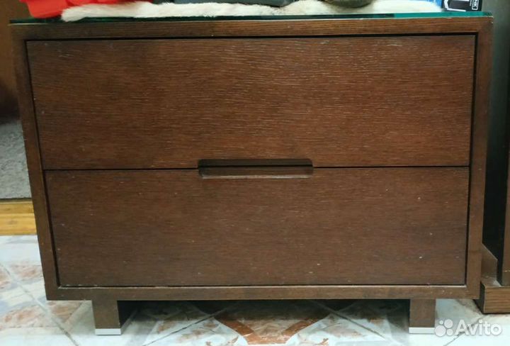 Тумбочка премиум класса