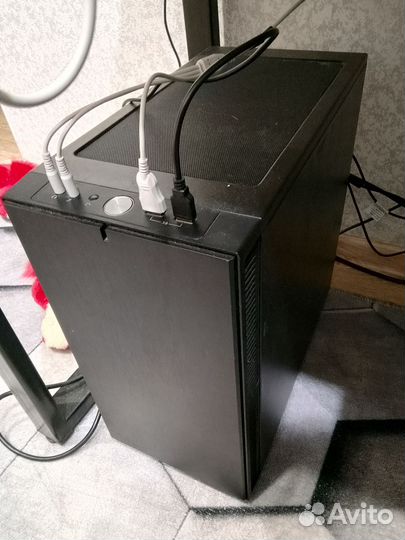 Игровой пк с комплектом девайсов