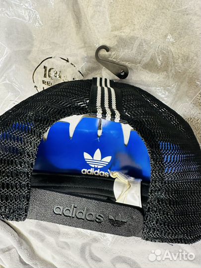 Adidas originals бейсболка