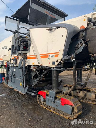 Дорожная фреза Wirtgen W 210, 2010