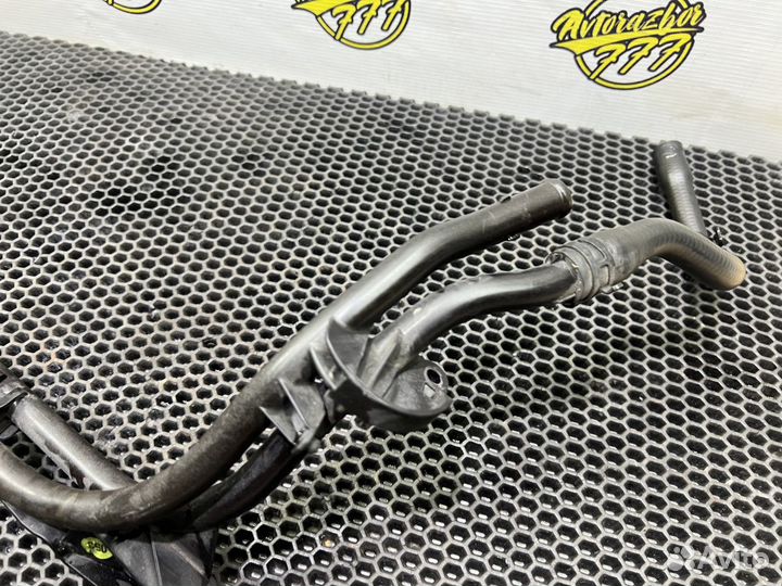 Трубка системы охлаждения Volkswagen