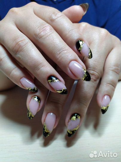 Маникюр,покрытие гель-лаком,дизайн стразы, бульонк