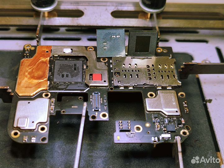 Ремонт iPhone iMac Macbook Airpods Samsung Xiaomi