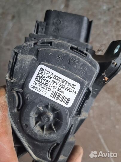 Педаль газа Ford Mondeo