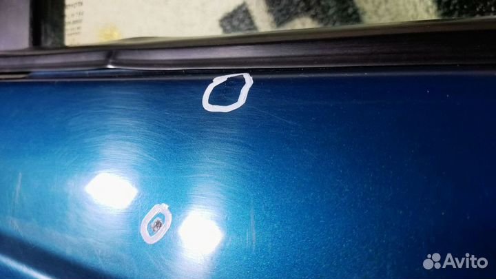 Дверь передняя правая Toyota Avensis (T220) I