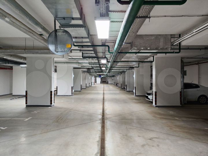 Машиноместо, 13 м²