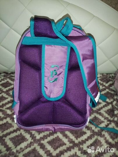 Школьный ранец