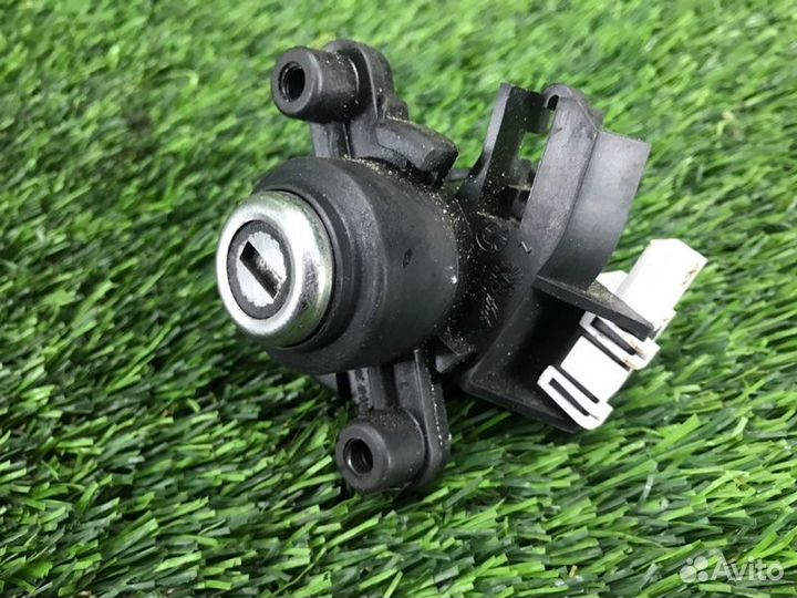 Личинка замка зажигания задняя Bmw 5 E60 N52B30