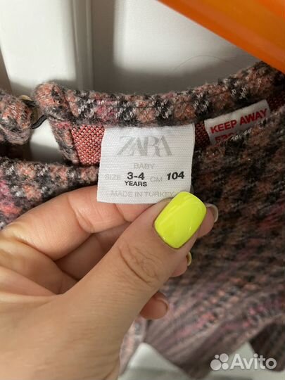 Платье Zara 104