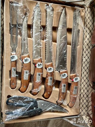 Дипломат со столовыми приборами (ножи, ложки и пр)