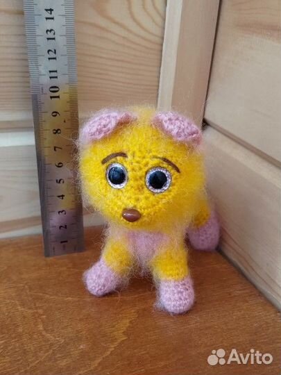 Продам котика вязаного