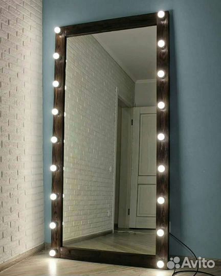 Зеркало гримерное