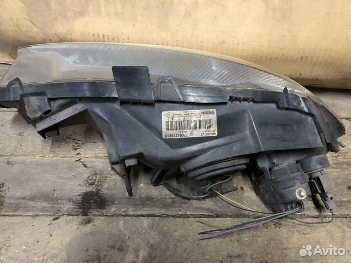 Фара правая меган