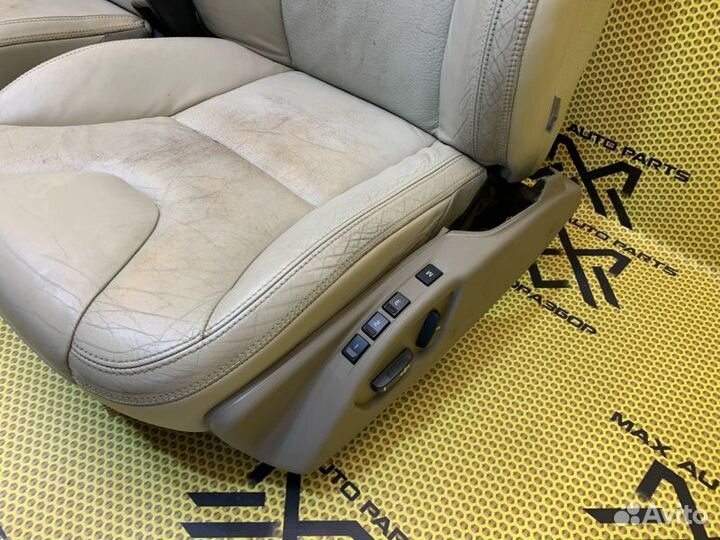 Комплект сидений Volvo XC60