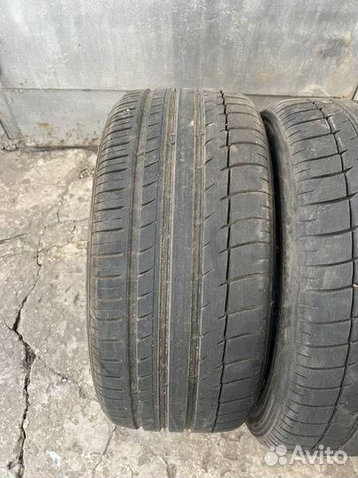 Triangle Sportex TSH11 235/45 R17