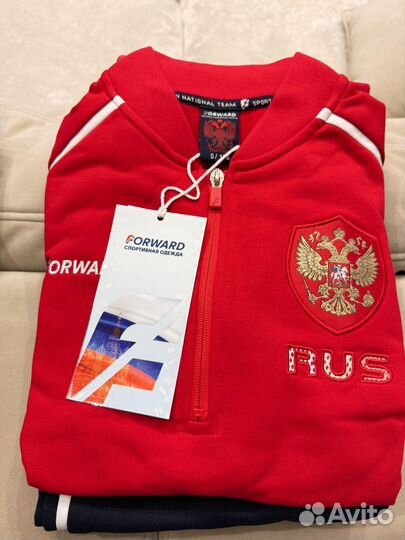 Спортивные костюмы