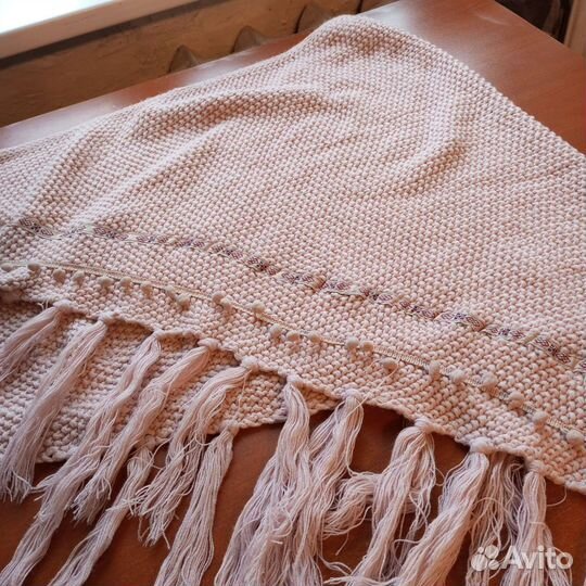 Платок вязанный