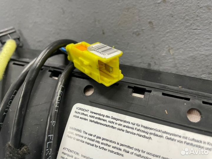 Подушка в сиденье левая Volkswagen Passat B6