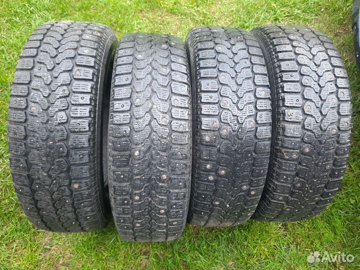 Yokohama Ice Guard Stud IG55 185/70 R14
