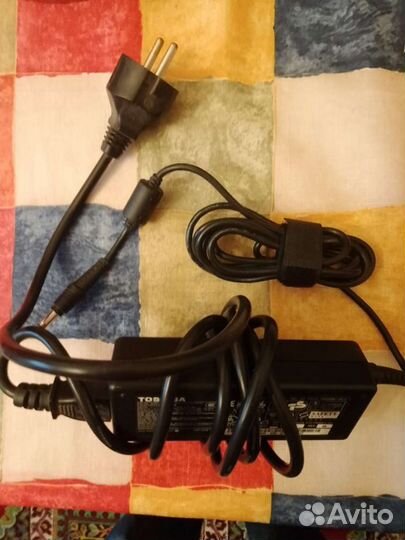 Блок питания для ноутбуков Toshiba ADP-75SB BB