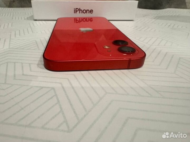 iPhone 12, 64 ГБ