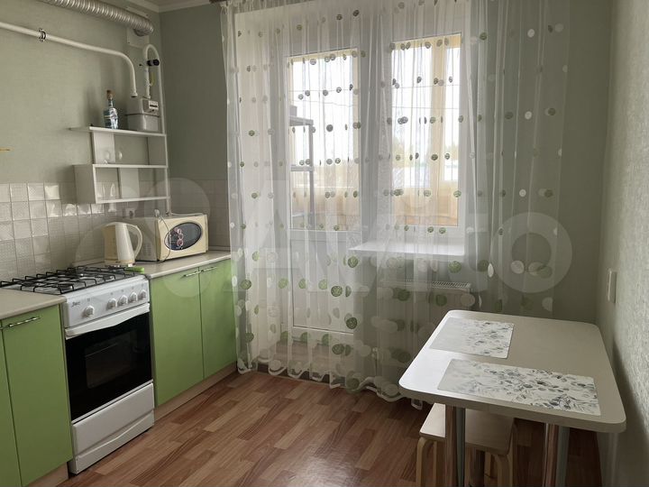 1-к. квартира, 42 м², 3/3 эт.