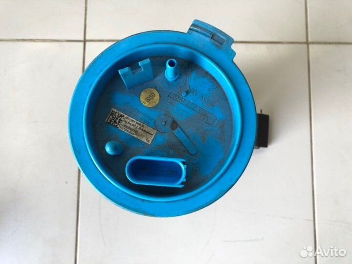 Насос топливный Volkswagen Tiguan 1 5N сaw 2008