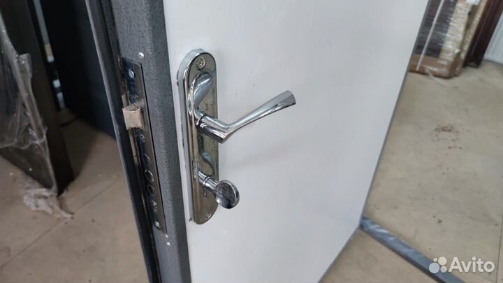 Дверь входная металлическая бу 10 штук