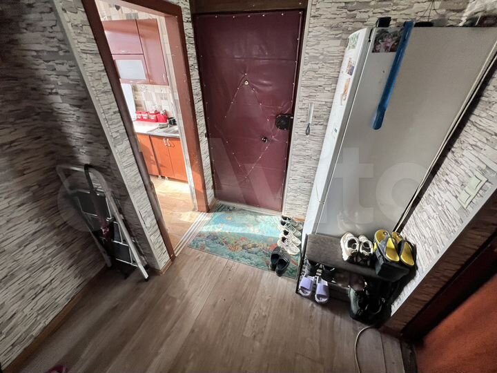 2-к. квартира, 42 м², 3/5 эт.