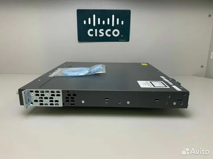 Коммутатор Cisco WS-C3560X-24P, Gigabit PoE+