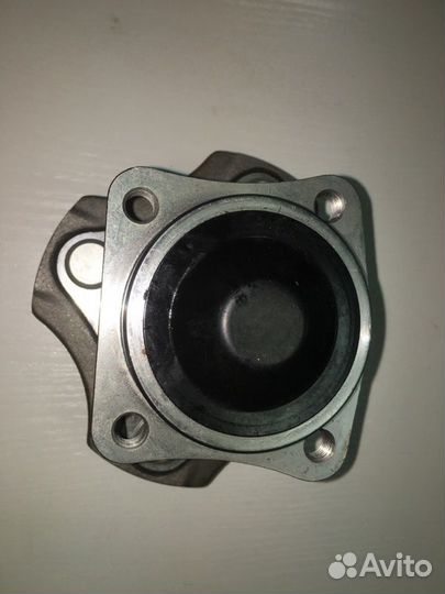 Поворотный кулак задний правый Toyota Corolla