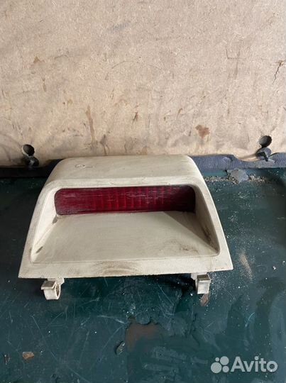 Стоп сигнал салонный byd f3