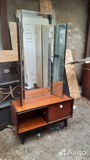 Трюмо. 1965 год. Винтаж