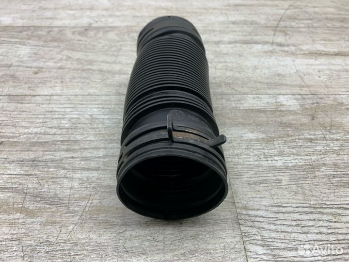 Патрубок воздушного фильтра Skoda Octavia