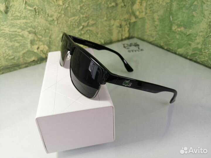 Солнцезащитные очки мужские Lacoste с поляризацией