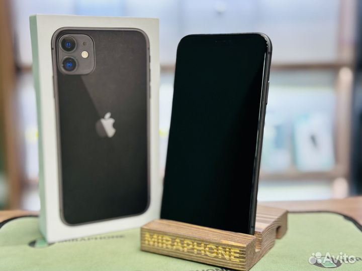 iPhone 11, 64 ГБ