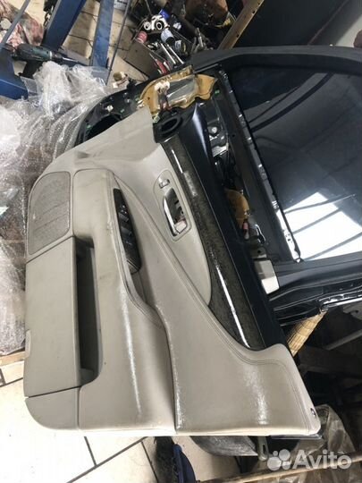 Обшивка двери lexus LS460