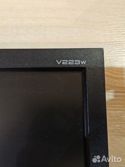 Монитор Acer v223w