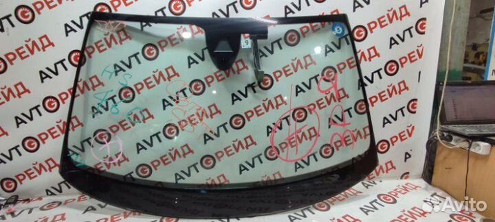 Стекло лобовое Audi A6 4G CGW 18.04.2011