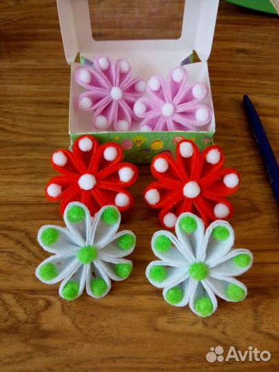 Резиночки цветочки из фетра для волос