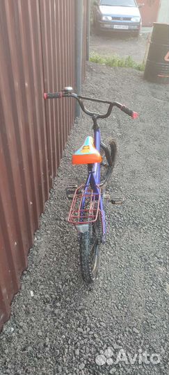 Детский трехколесный велосипед