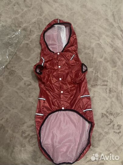 Продам новый дождевик на среднюю собаку