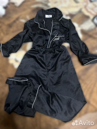 Пижамный костюм