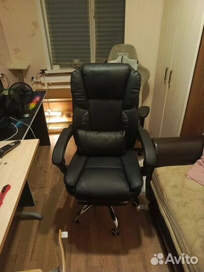 Компьютерное игровое кресло с массажем
